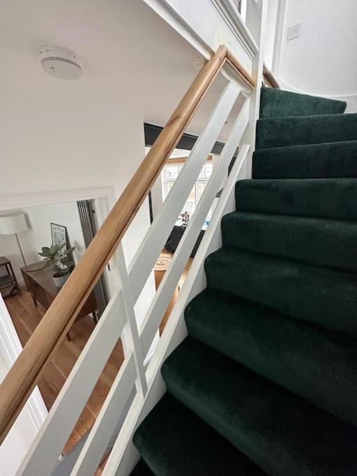 Stylish Unique 3 Bedroom House Hastings Luaran gambar
