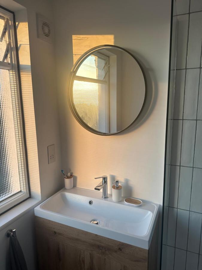 Stylish Unique 3 Bedroom House Hastings Luaran gambar